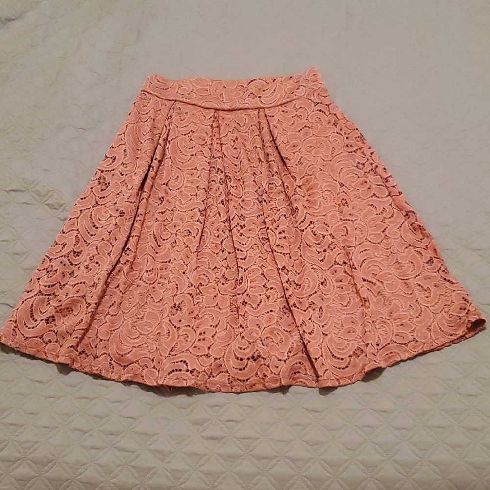 NWOT Lace Skirt, Women's Size Large